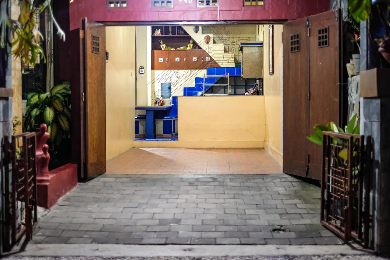 Unique Homestay 443 Джокякарта Екстериор снимка