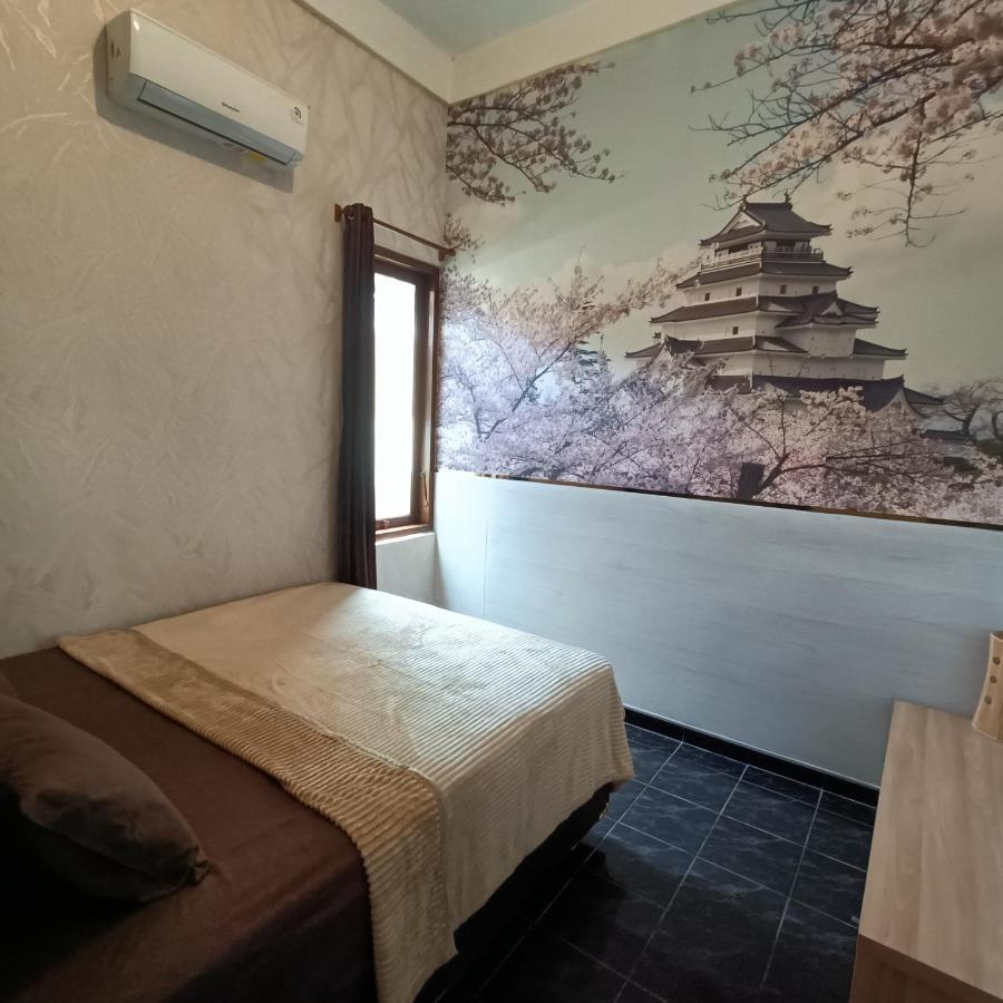 Unique Homestay 443 Джокякарта Екстериор снимка