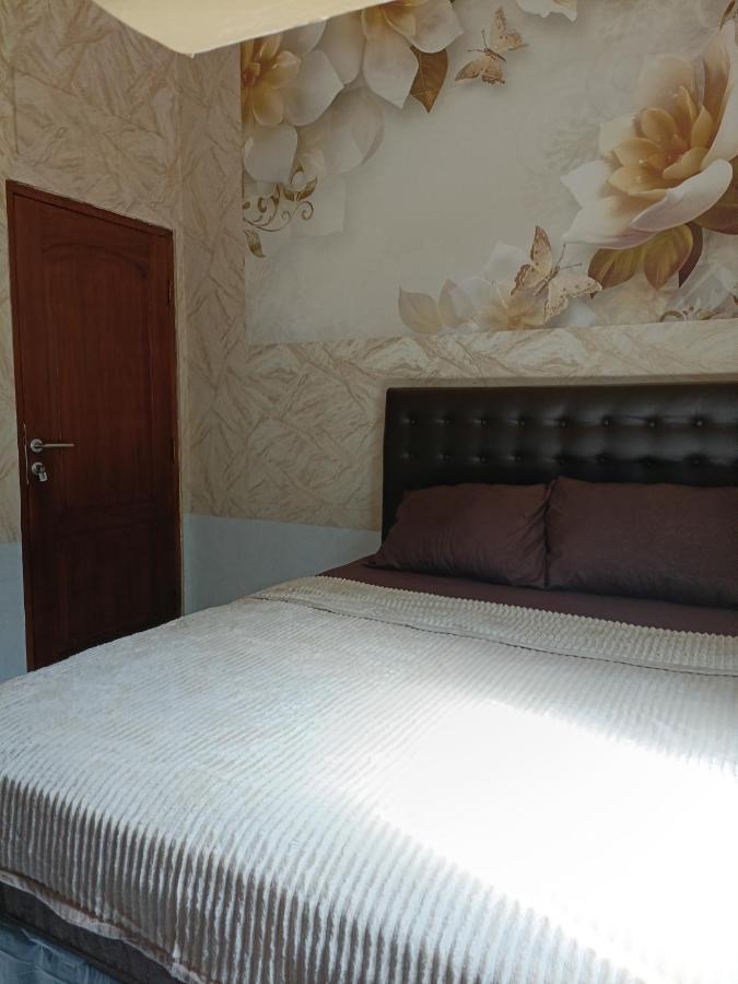 Unique Homestay 443 Джокякарта Екстериор снимка